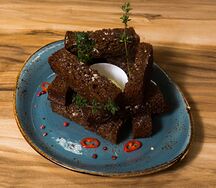 Ржаные чесночные гренки