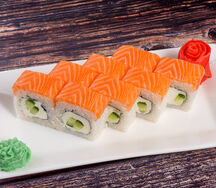 Ролл Филадельфия с огурцом