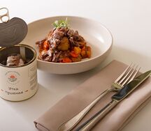 Утка тушеная