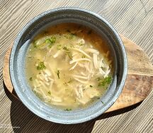 Куриный суп с лапшой