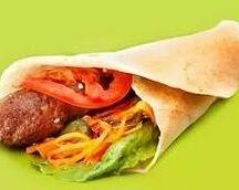 Люля-кебаб в лаваше с овощами