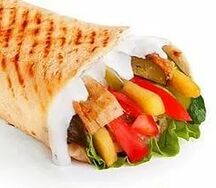 Шаурма со свининой и картофелем фри