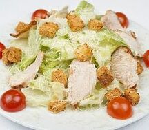 Цезарь с курицей