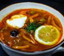 Солянка мясная