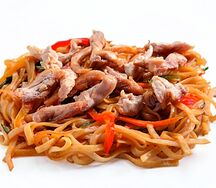 Удон с курицей