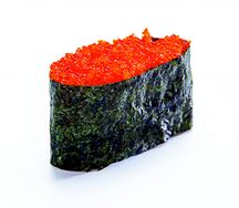 Суши с тобико