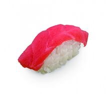 Суши с тунцом