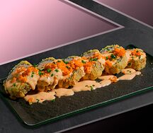 Roll Tempura С крабом и кунжутным соусом №44