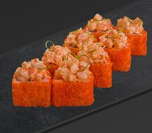 Ред ролл с тигровой креветкой и острым соусом №2
