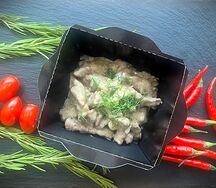 Печень говяжья по-строгановски