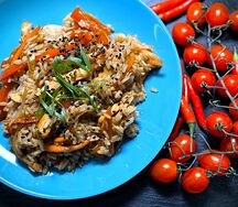 Рис курицей