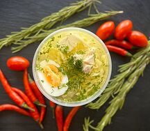 Куриный суп с лапшой