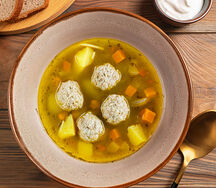 Суп с куриными фрикадельками