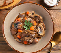 Гуляш грибной