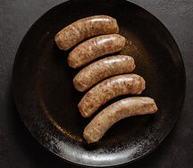 Колбаски для жарки с чесноком