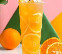 Полный стакан апельсин