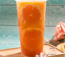 Полный стакан Грейпфрут