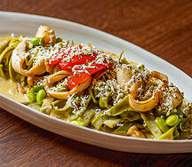 Тальятелле Verdi с кальмаром и гребешком