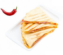 Кесадилья с говядиной и перцем