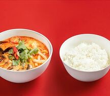 Хайнаньский суп с морепродуктами и рисом (аналог Том Ям)