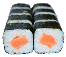 Лосось ролл