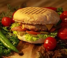 Бургер с курицей