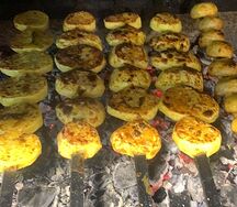 Картофель на мангале