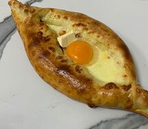 Хачапури по-аджарски