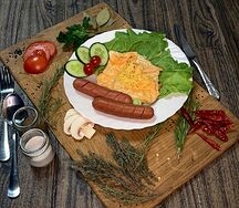 Комбо завтрак с сосисками и скрэмблом