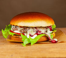 Сырный швед и фри