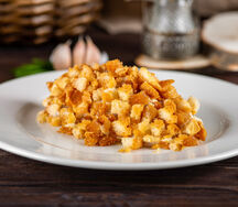 Котлета по-киевски в сухарях