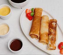 Блинчики с тремя соусами