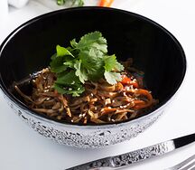 Лапша гречневая с овощами