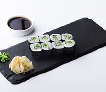 Ролл с огурцом