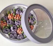 Сиреневые и рыжие тюльпаны из зефира