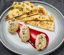 Паштет из утки с клюквенным соусом