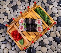 Ролл с тунцом