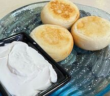 Сырники со сметаной  