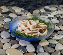 Кальмар в чесночном масле с лимонным соком