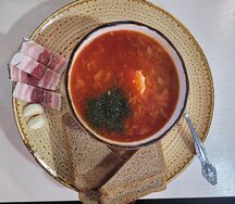 Борщ с салом