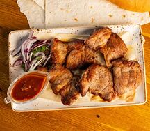 Шашлык из cвинoй шейки