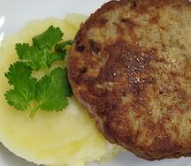 Пюре с куриной котлетой