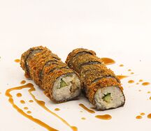 Горячий с угрем и крабом