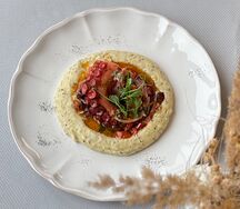 Осьминог гриль с трюфельным картофелем