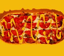 Запеканка с пепперони и халапеньо