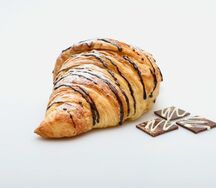 Круассан шоколадный