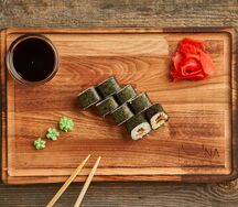 Ролл с угрём