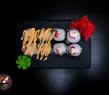 Классический ролл со снежным крабом хот