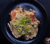 Сырная лапша с курицей