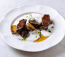 Говядина в карамели из портвейна